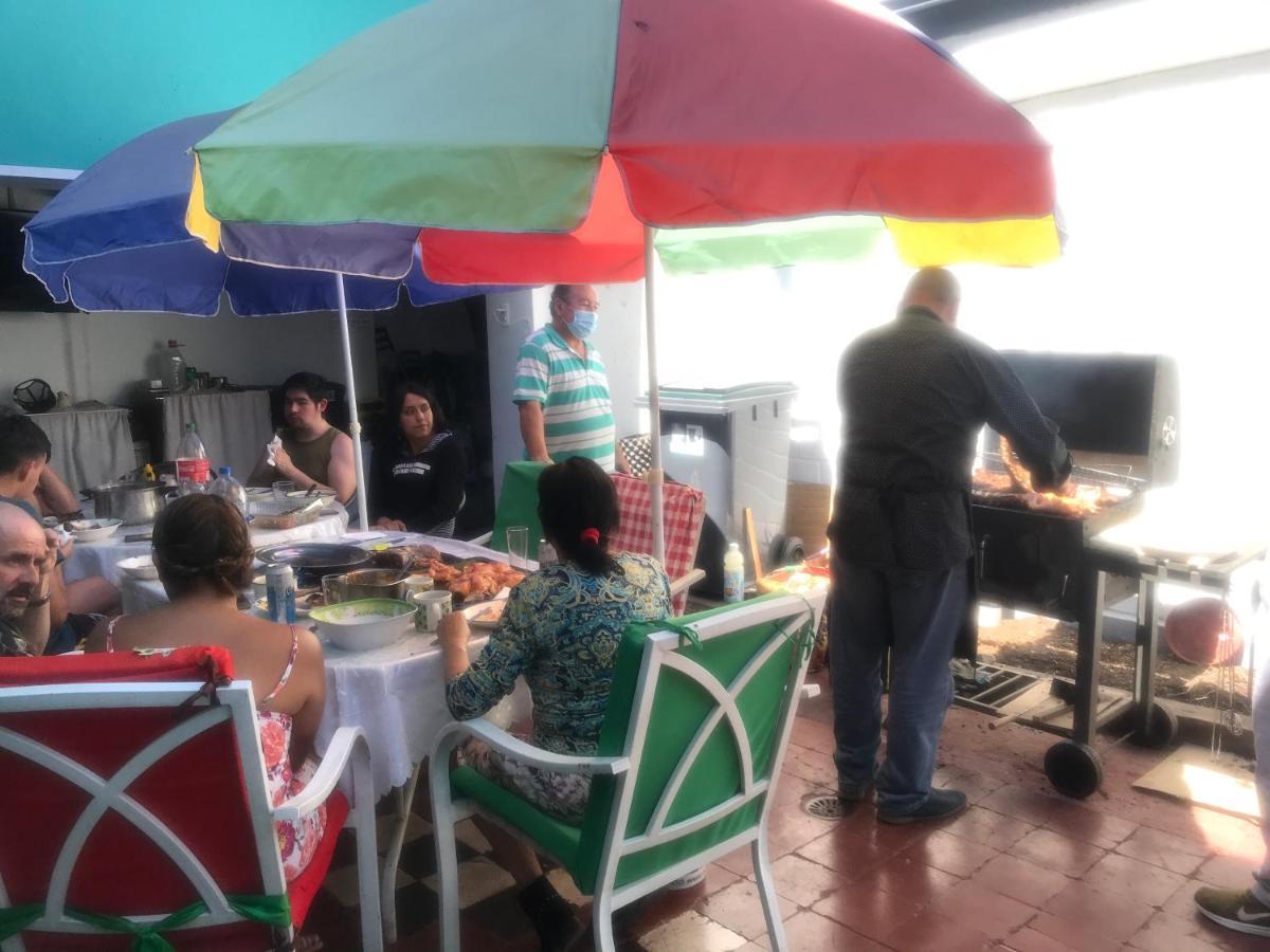 Don Quijote Family Homestay 圣地亚哥 外观 照片